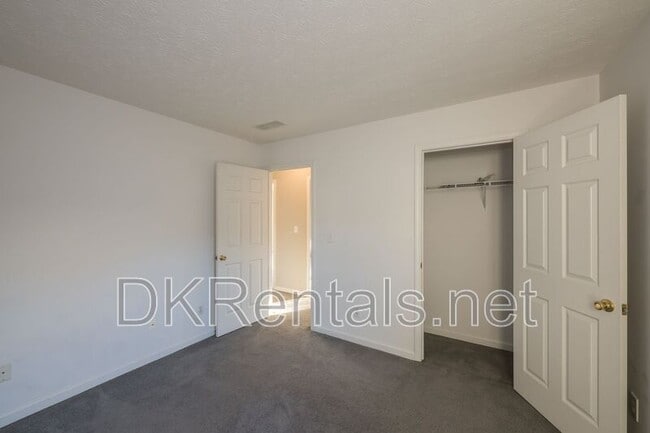 Building Photo - 7040 Magnolia Park Ln NW