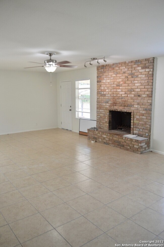 Building Photo - 14519 Angora St