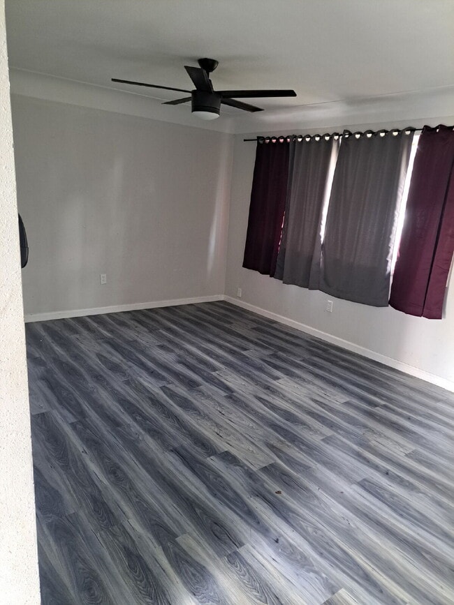 Building Photo - "3-Bedroom Retreat in Cahokia Heights – Co...