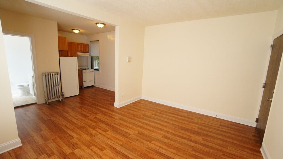 Primary Photo - 1749 N Humboldt Blvd