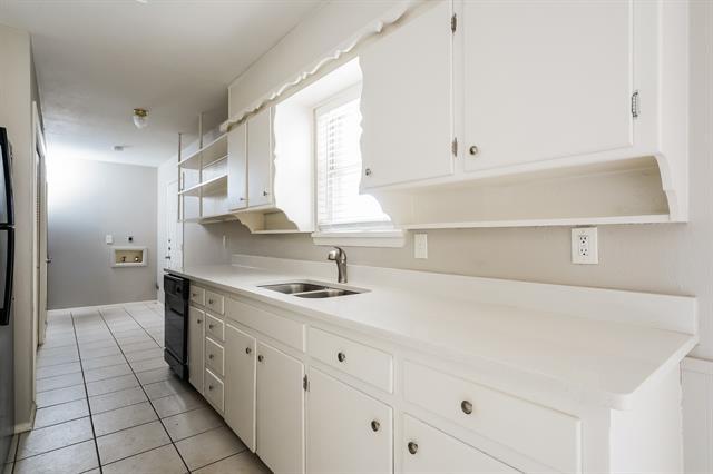 Building Photo - 1212 Cavender Dr