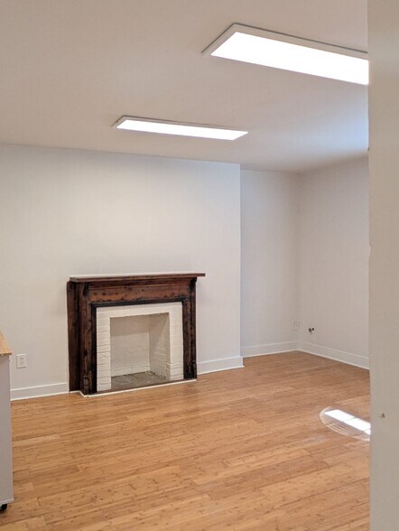 new lighting - 40 Lyon St