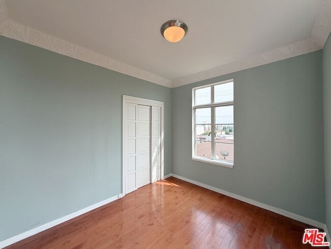 Building Photo - 1314 Hayworth Ave