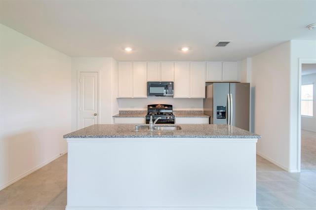 Building Photo - 7962 Gus Wilson Dr