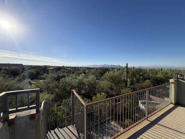 Building Photo - Dove Mountain 4 bedroom with Den 3,277 sq ...