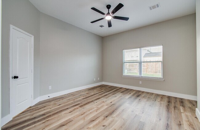 Building Photo - 4506 Knights Ct