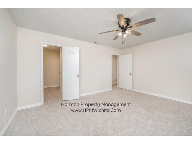 Building Photo - 1502 S Goebel Cir