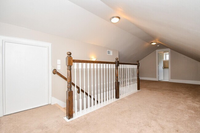 Building Photo - 1307 Walton St