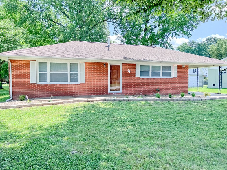 Building Photo - 18 Jon St