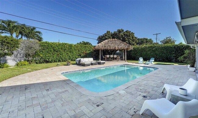 Primary Photo - 640 NW 12th Ave