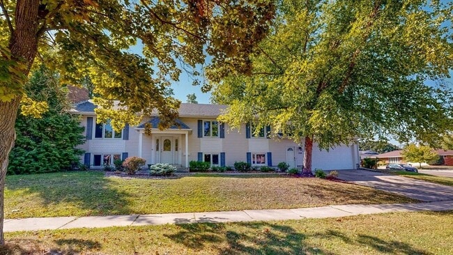 Primary Photo - Spacious and Character-filled 5 BR 3 Bath ...