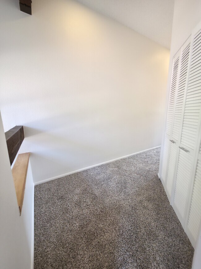 Building Photo - 2324 N Whispering Pines Way