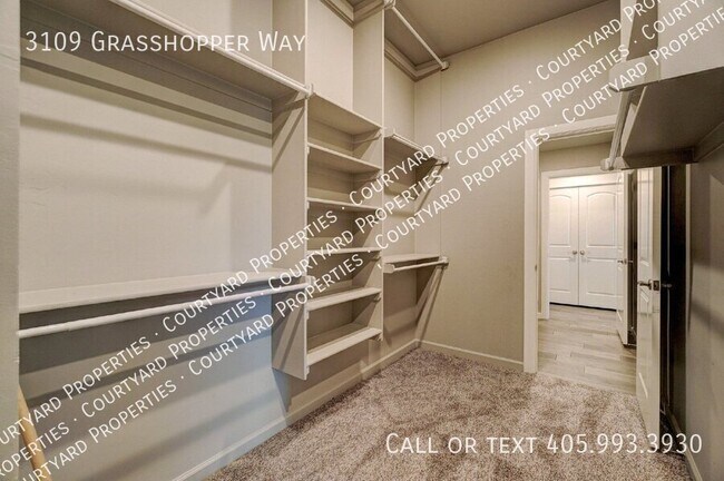 Building Photo - 3109 Grasshopper Wy