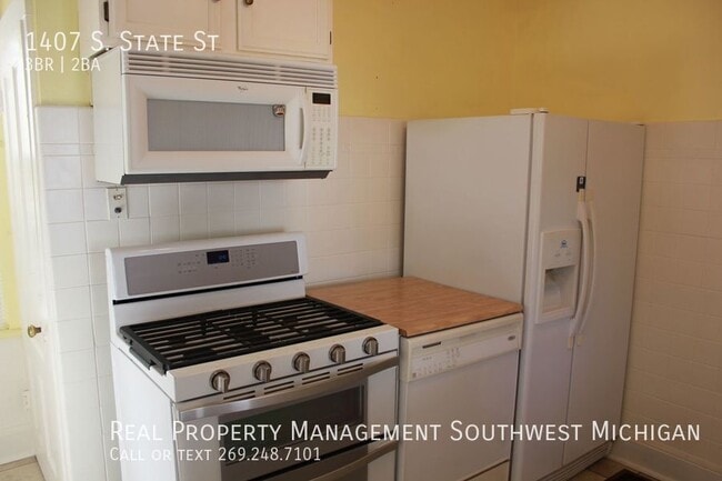 Building Photo - 1407 S State St