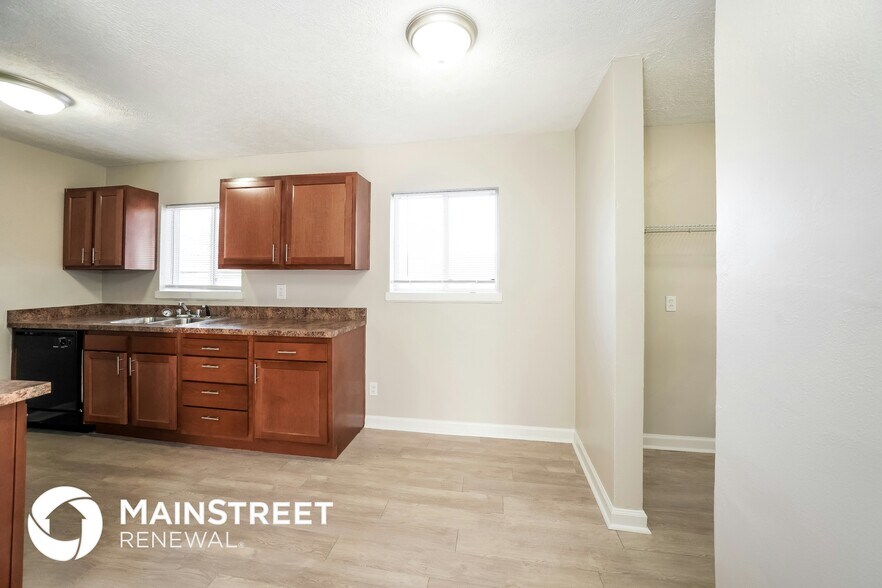 Building Photo - 4723 Granada Dr