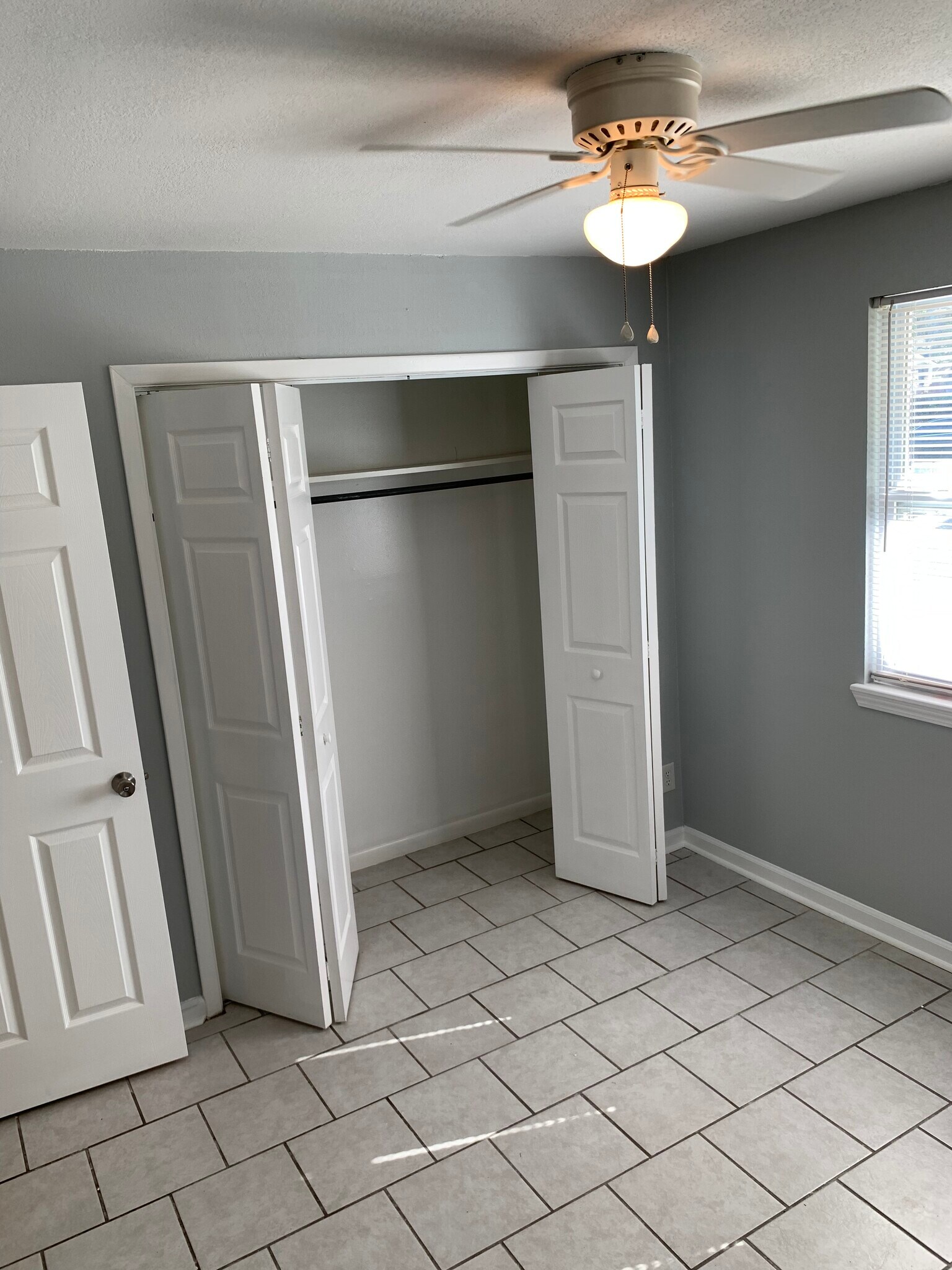 large closets - 774 Acosta St