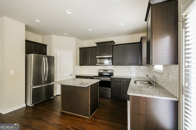 Building Photo - 177 Parkview Pl Dr