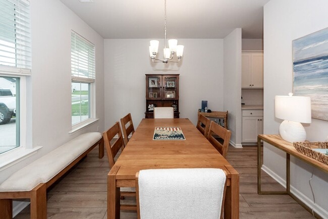 Building Photo - 6976 Pumpkinseed Dr
