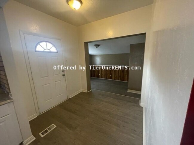 Building Photo - NO DEPOSIT option available for qualified renters