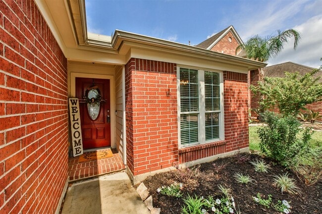 Building Photo - 7210 Chasegrove Ln