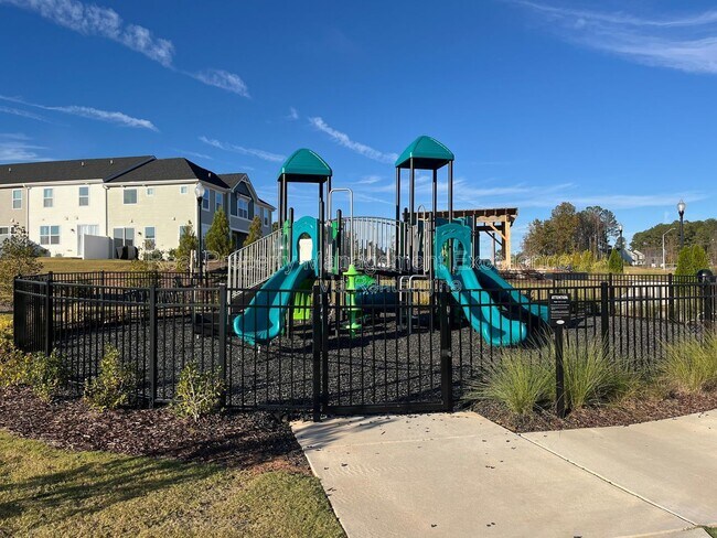 Building Photo - 139 Pinkie Ln