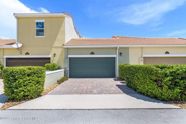 Building Photo - 3325 Sedge Dr