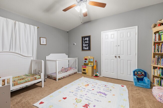 Building Photo - 503 Coby Dr