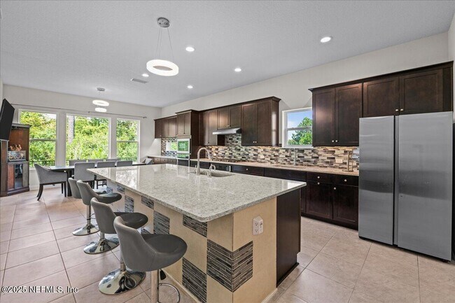 Building Photo - 2904 Marmaris Dr