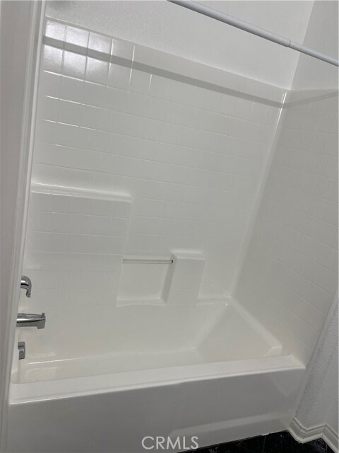 Building Photo - 15613 Lasselle St