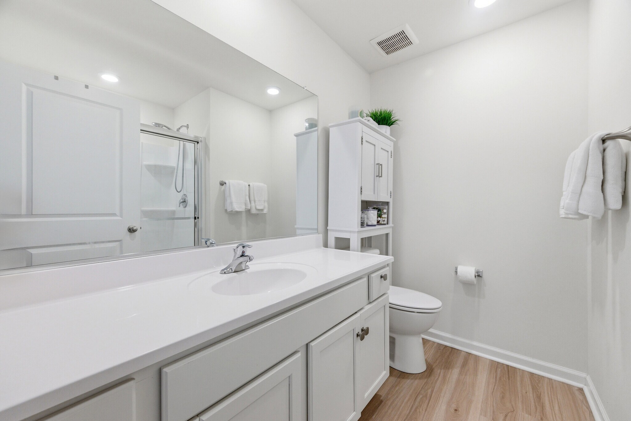 Building Photo - 1615 Independence Blvd