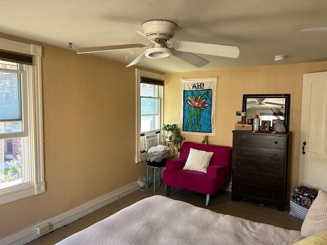 Main bedroom - 58 Maple St