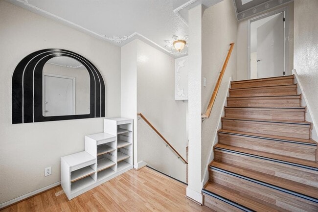 Building Photo - 1100 Silverton Ct