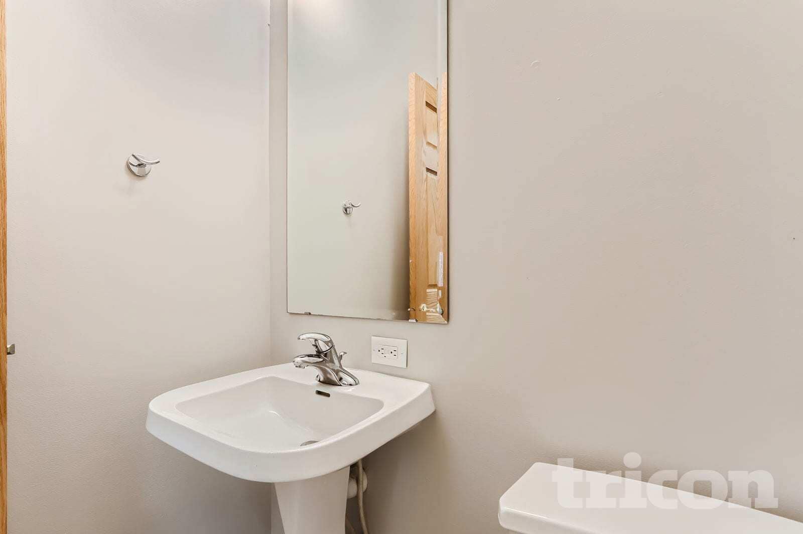 Building Photo - 1909 135th Ave NW