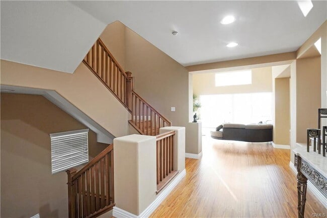 Building Photo - 5672 Como Cir