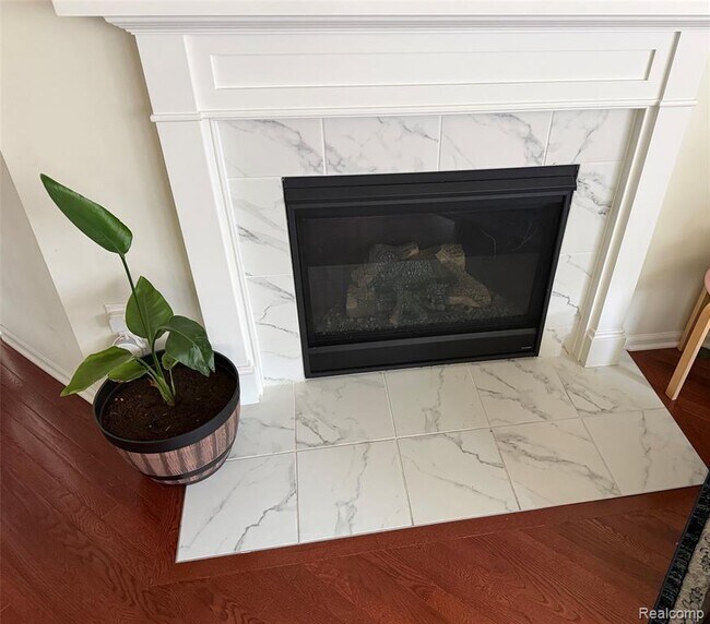 Building Photo - 43533 Prospect Ln