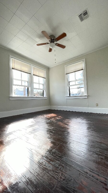 Building Photo - 808 Gordon St