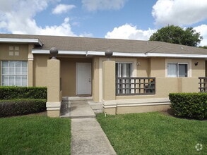 Building Photo - 2/2 Villa at Osceola Parkway! Available Now!