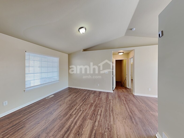 Building Photo - 1316 Osprey Way