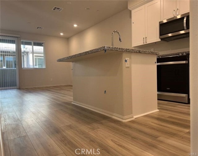 Building Photo - 1383 Nimbus Ct