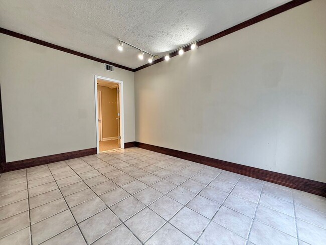 Building Photo - 279 Rice Gate Dr