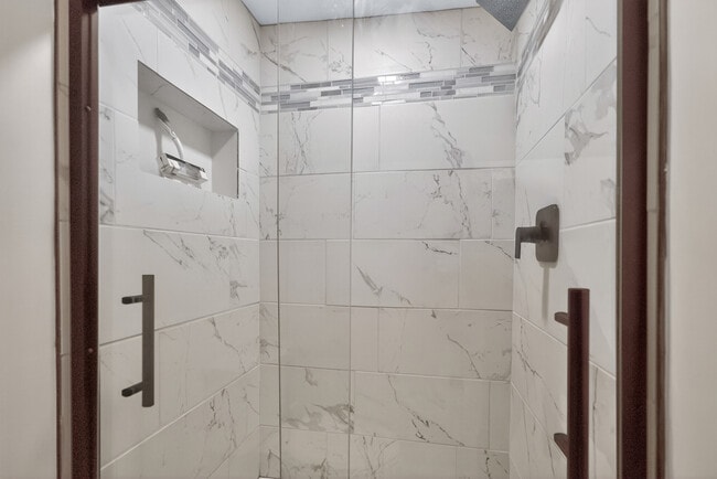 Building Photo - 305 W Exchange St