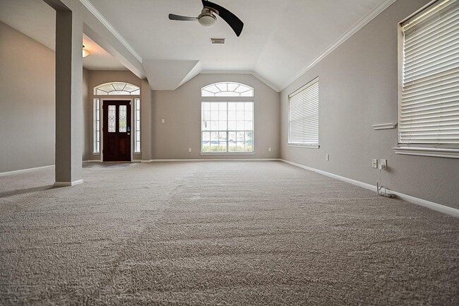 Building Photo - 11119 Fairway Dr