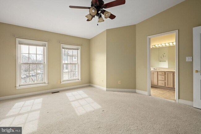 Building Photo - 3912 Maximilian Ct