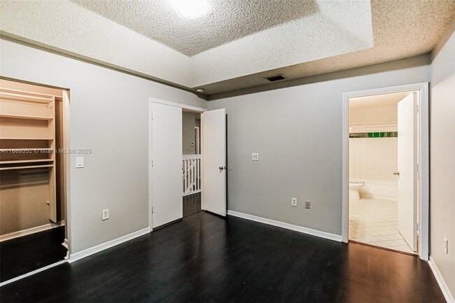 Building Photo - 10301 SW 18 St MIRAMAR, FL 33025