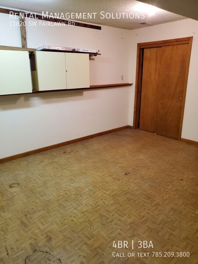 Building Photo - *SPACIOUS COUNTRY LIVNG* 11820 SW Fairlawn...