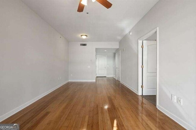 Building Photo - 195 14th St NE