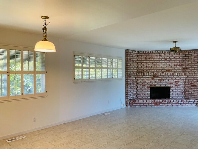 Building Photo - Saratoga Family Home with Pool & Prime Schools