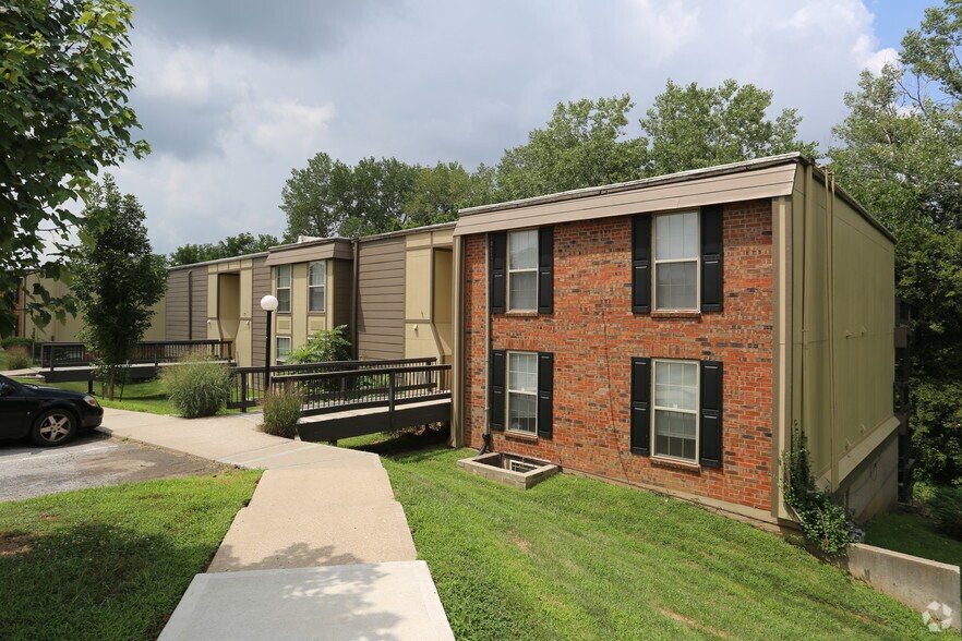 Primary Photo - Welcome to The Bluffs – Comfort, Convenien...