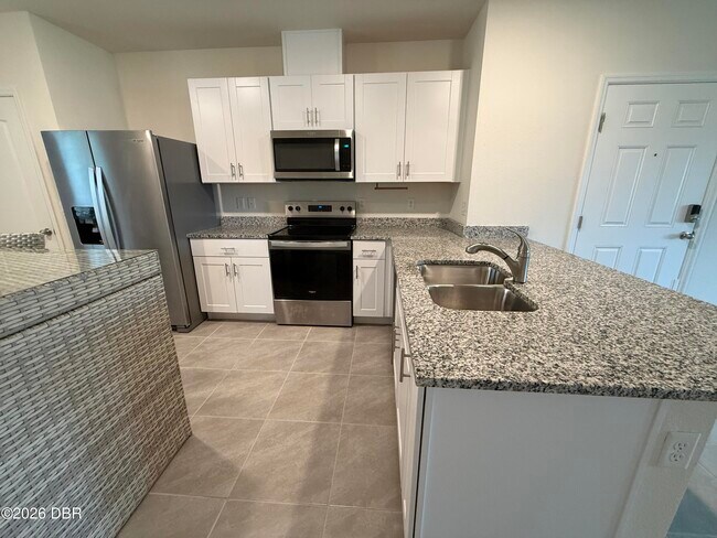 Building Photo - 2733 Silver Canoe Dr