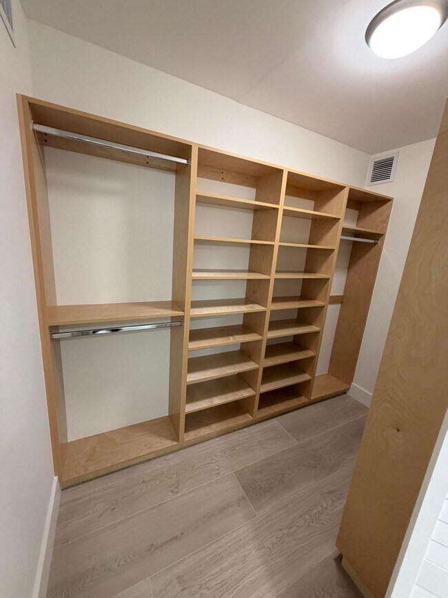 Building Photo - 3511 Village Blvd